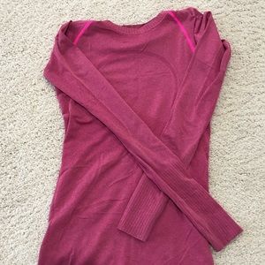 LuLuLemon run swiftly long sleeve